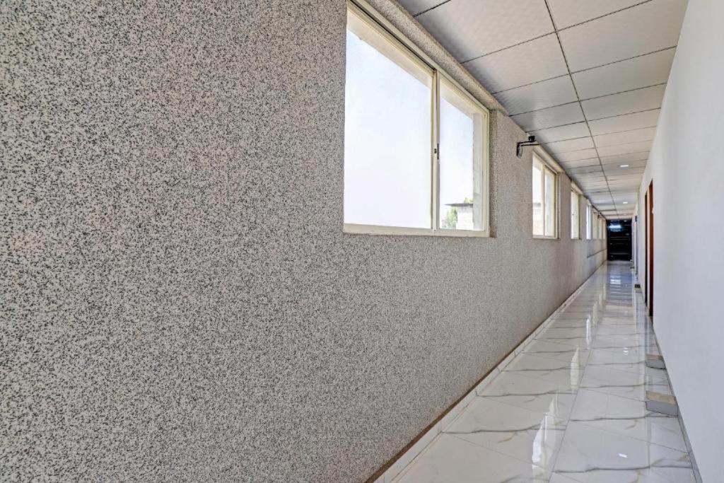 Hotel Mayura, Ankleshwar Eksteriør billede