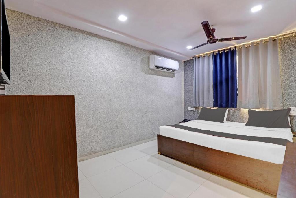 Hotel Mayura, Ankleshwar Eksteriør billede