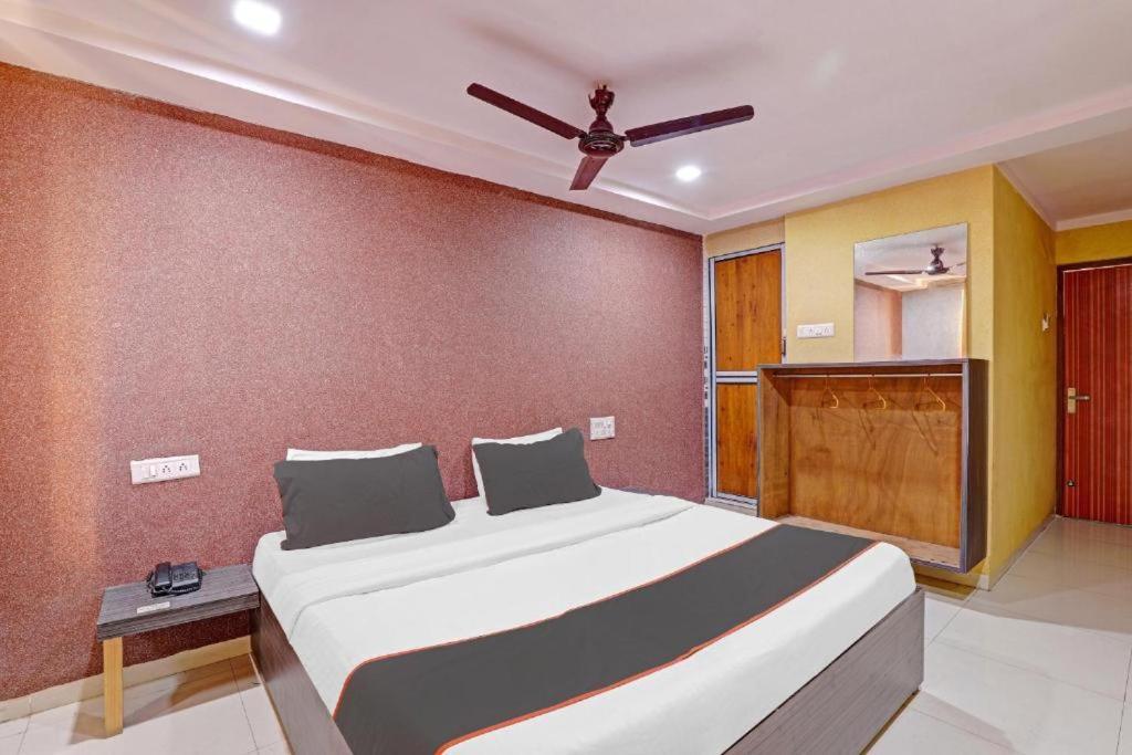 Hotel Mayura, Ankleshwar Eksteriør billede