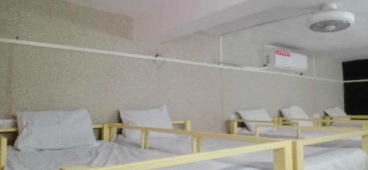 Hotel Mayura, Ankleshwar Eksteriør billede